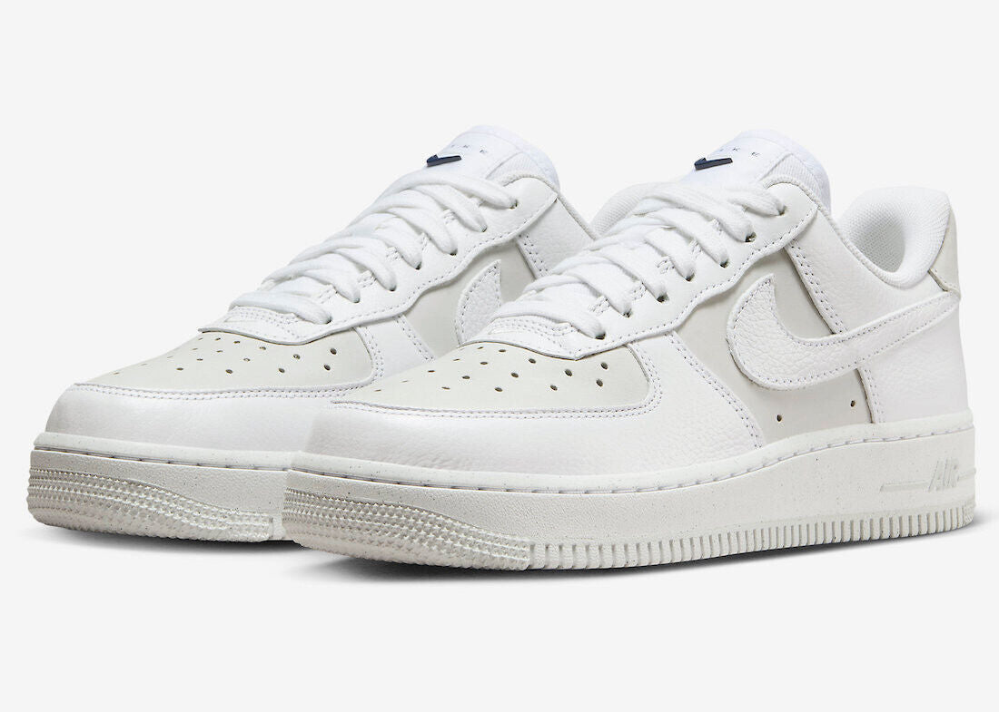 Nike Air Force 1 Low '07 LX
White Photon Dust