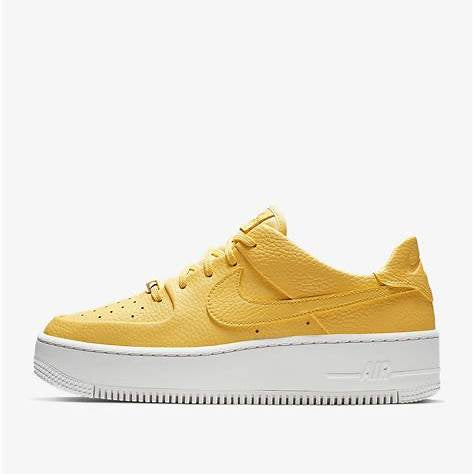 Nike W Air Force 1 Sage Low – Topaz Gold / White (AR5339-700)