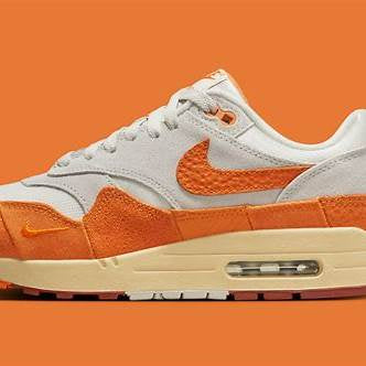 Nike Air Max 1
Master Magma Orange