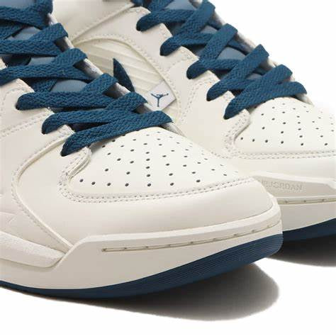 Jordan Stadium 90 WMNS – Sail / Ozone Blue